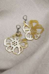 Daisy Earrings